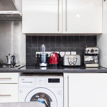 Trendy 4 Bed Apartment Near Vibrant Shoreditch W Balcony And Walking Distance To Tube London Exterior photo
